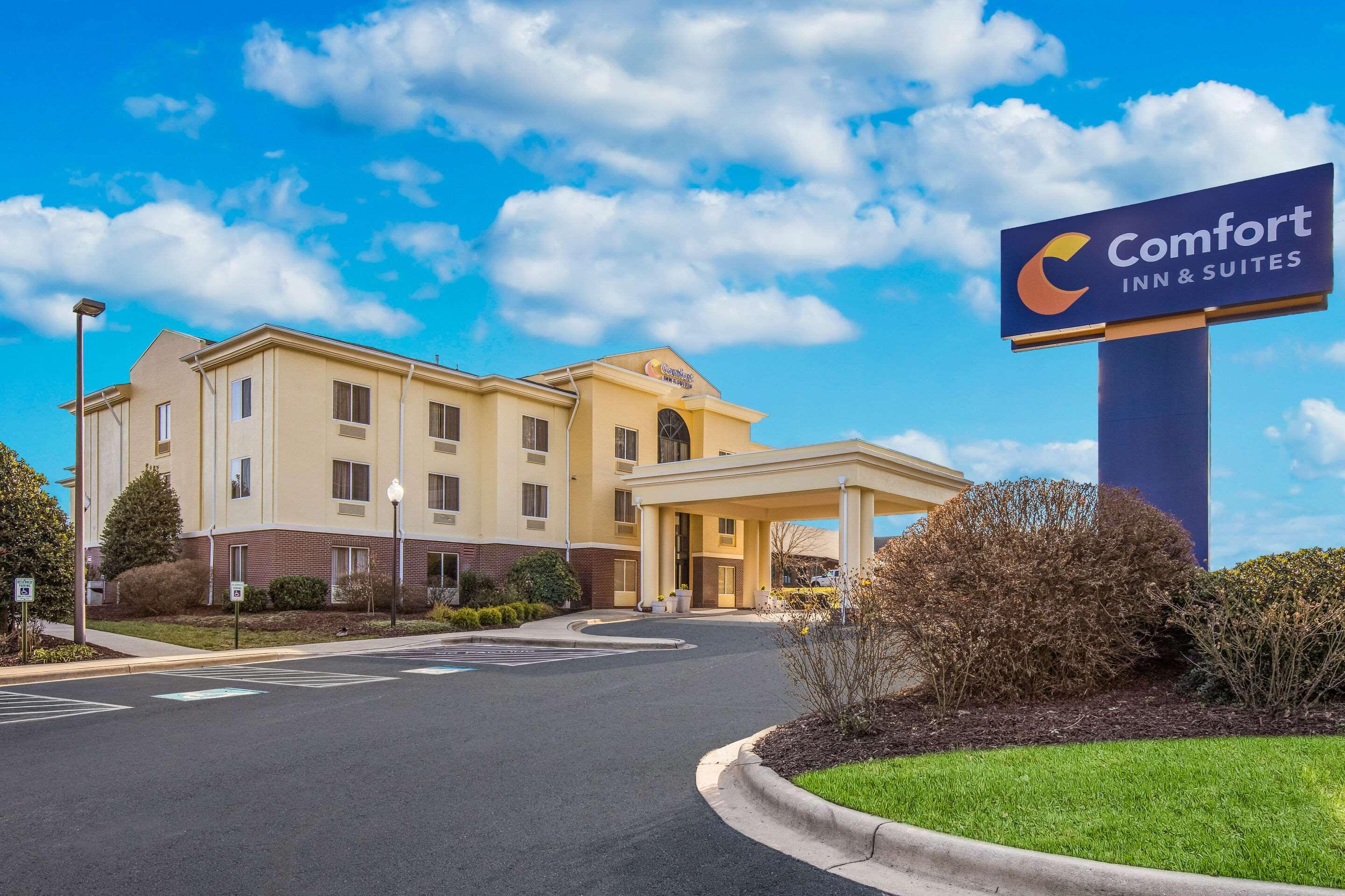 Comfort Inn & Suites Brevard Exterior foto